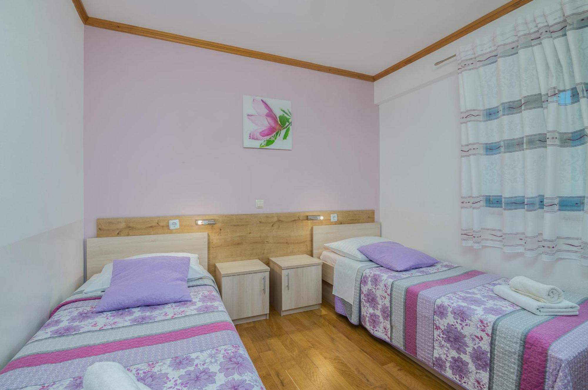 Apartments Prendivoj Малинська Екстер'єр фото
