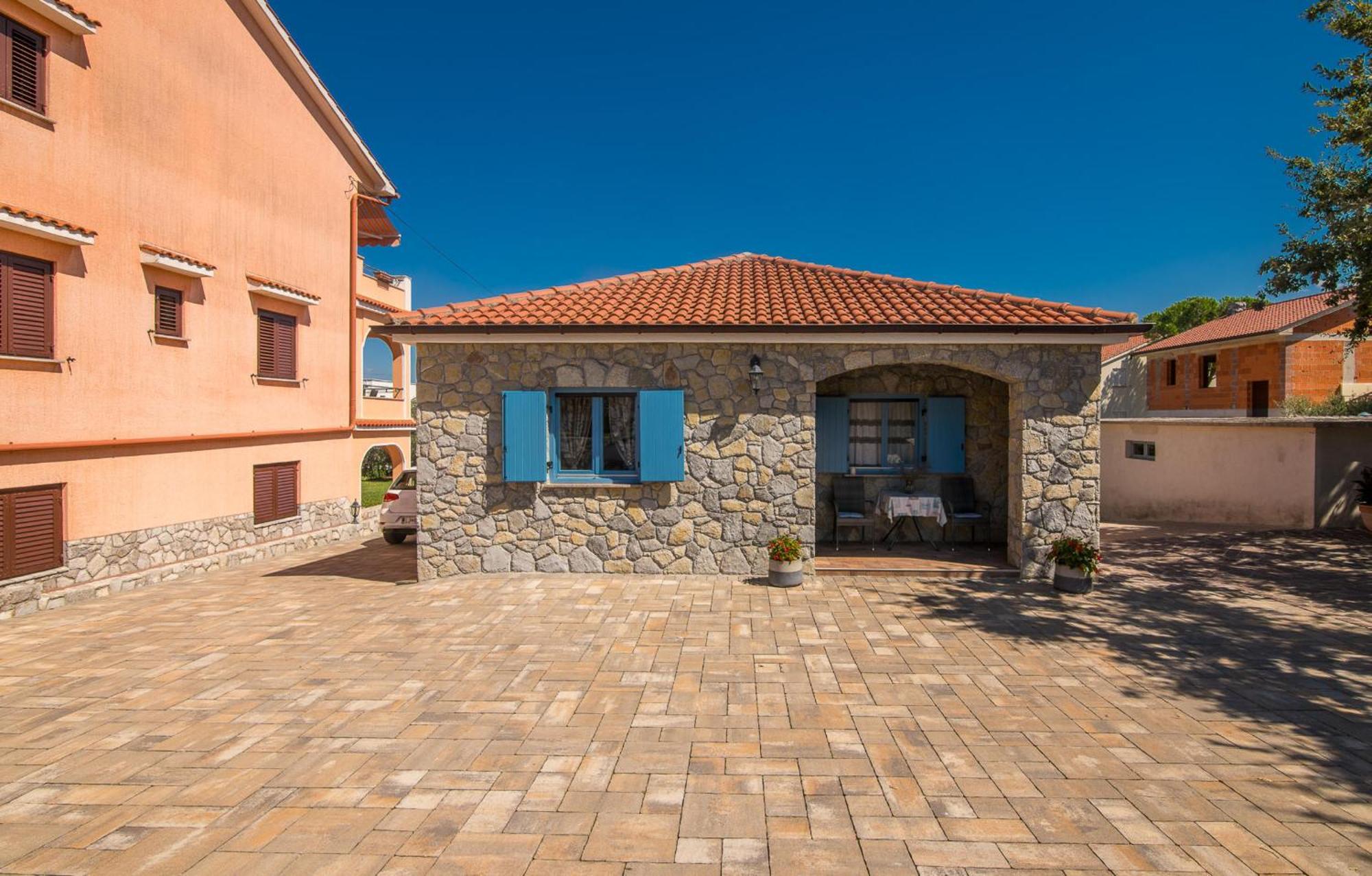 Apartments Prendivoj Малинська Екстер'єр фото